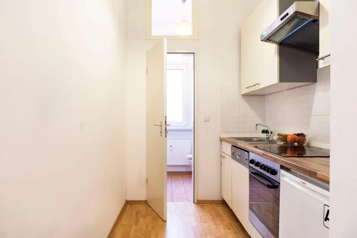 One Bedroom Apartment Berlin Neukoelln